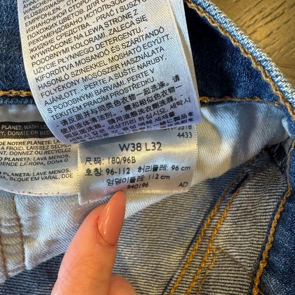 Men’s Levi's 541 Jeans - Picture 6 of 7